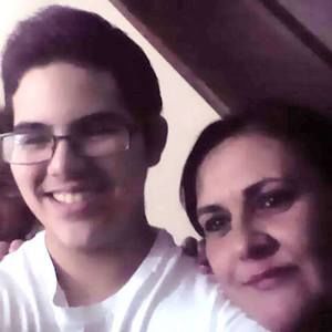 Meet your Posher, Carmen